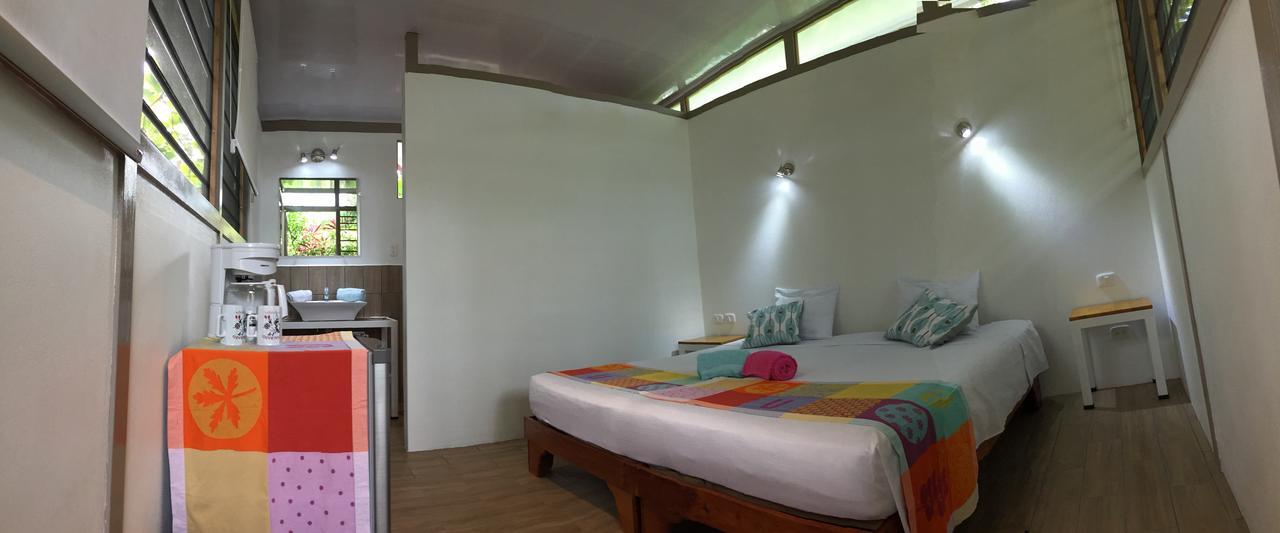 Bed and Breakfast La Perlita Jacó Zewnętrze zdjęcie