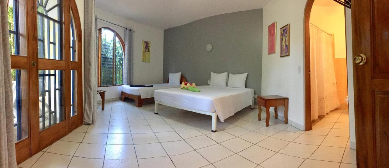 Bed and Breakfast La Perlita Jacó Zewnętrze zdjęcie