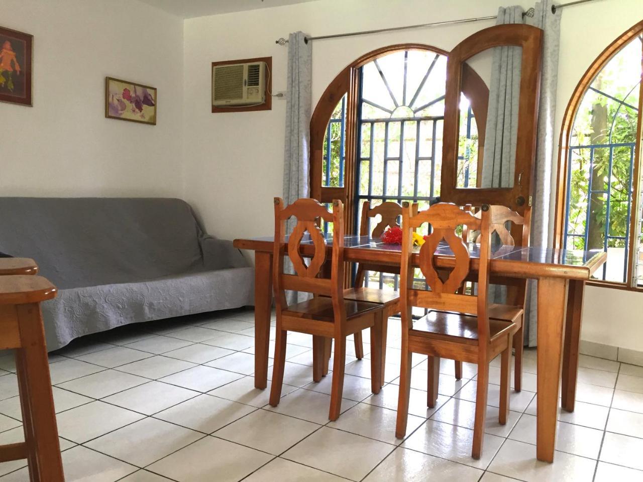 Bed and Breakfast La Perlita Jacó Zewnętrze zdjęcie