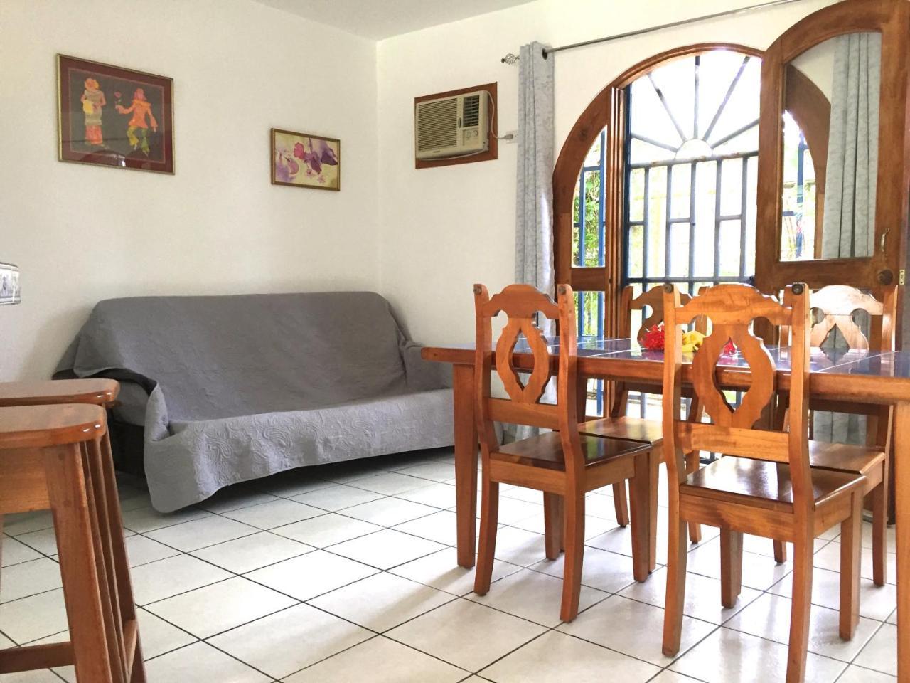 Bed and Breakfast La Perlita Jacó Zewnętrze zdjęcie