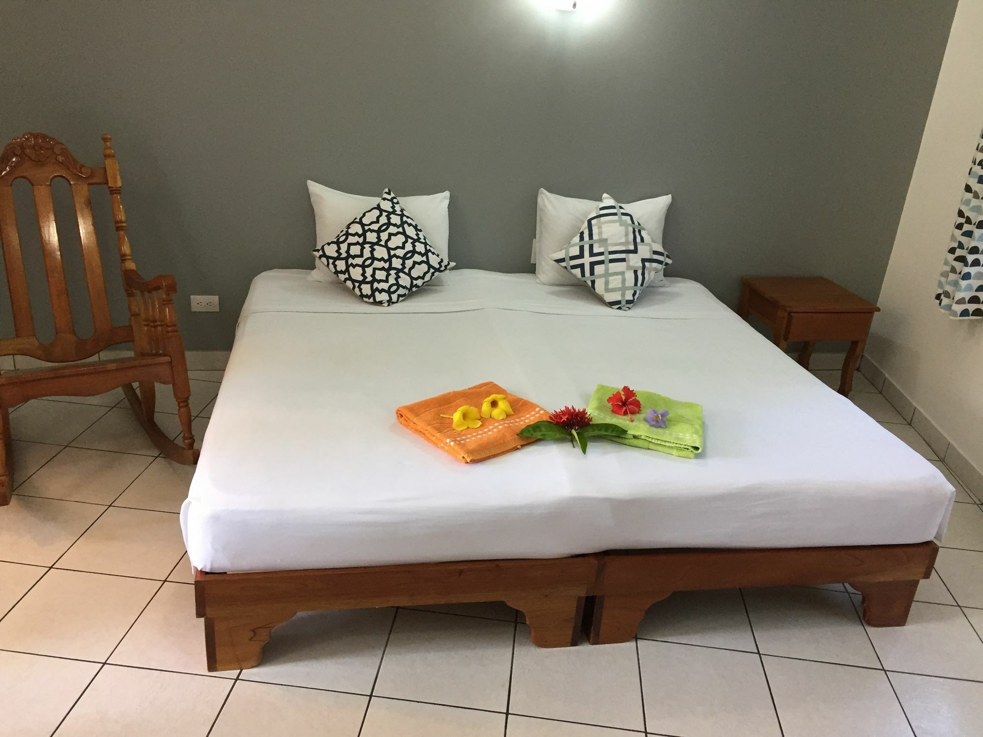 Bed and Breakfast La Perlita Jacó Zewnętrze zdjęcie